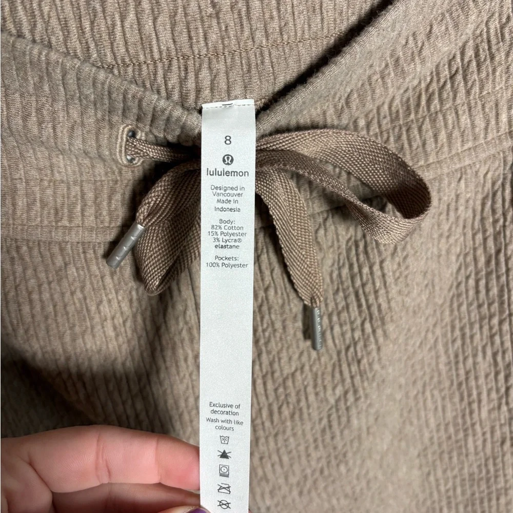 Lululemon Retreat Yourself Wide Leg Crop Pants‎ Heathered Soft Sand Athleisure